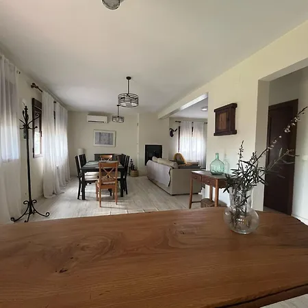 Casa De La Senda Candeleda