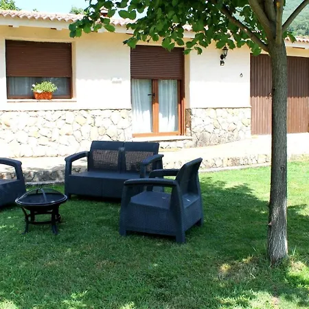 Casa De La Senda Candeleda