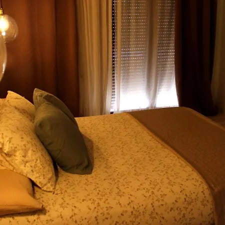 Casa De La Senda Candeleda